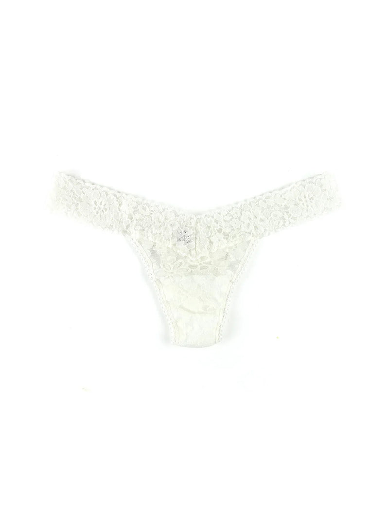 Hanky Panky Daily Lace™ Low Rise Thong in Marshmellow