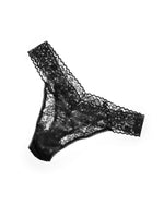 Hanky Panky Daily Lace™ Original Rise Thong in Black